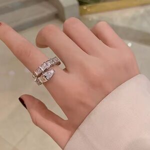 Serpentine adjustable Snake Serpent Silver Crystal Ring
